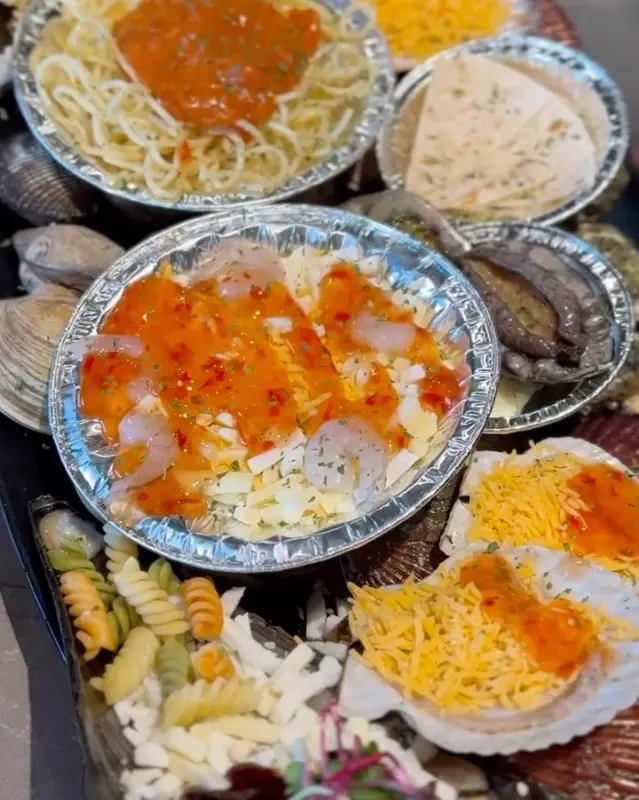 푸짐한 조개구이 한 상