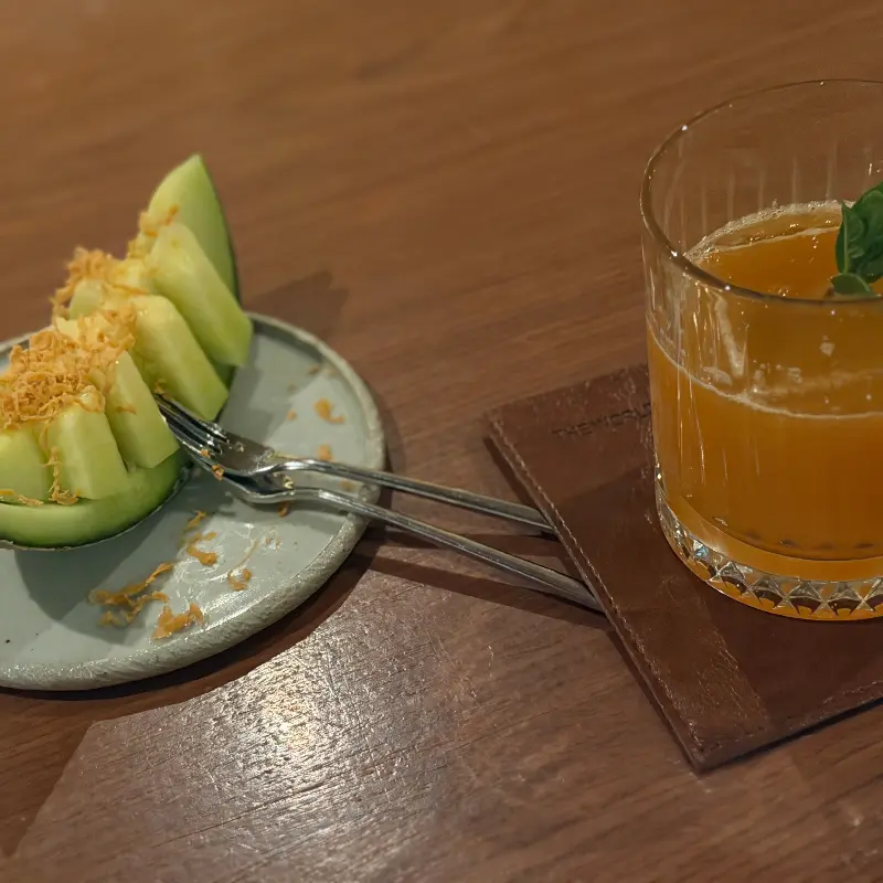 칵테일과 멜론