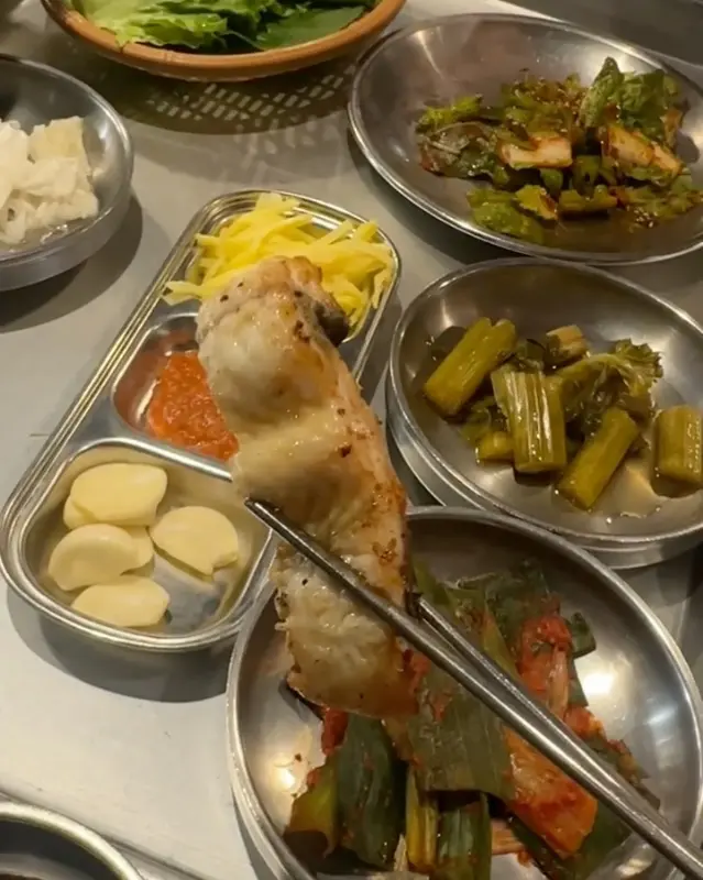 풍천숯불재벌장어 밑반찬