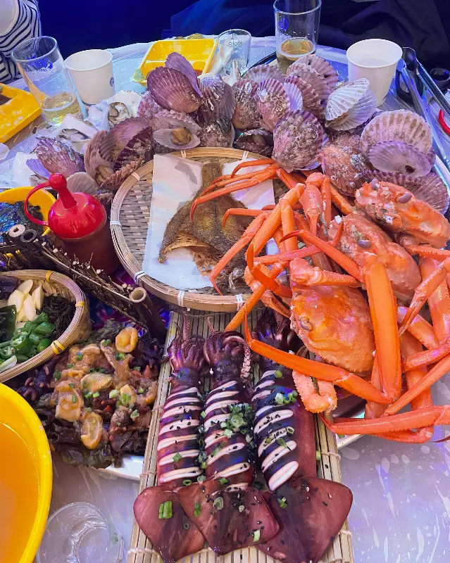푸짐한 해산물 한 상