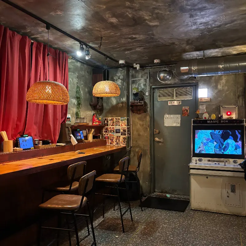 일본 애니메이션 감성이 느껴지는 인테리어