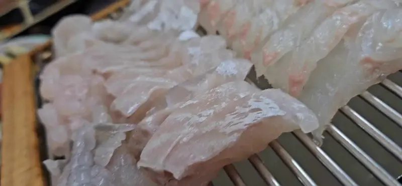 보기만 해도 싱싱함이 느껴지는 도다리회