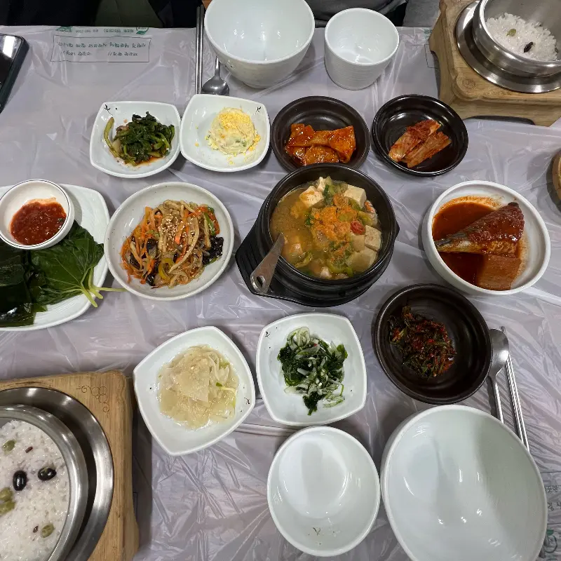 푸짐한 한 상 차림