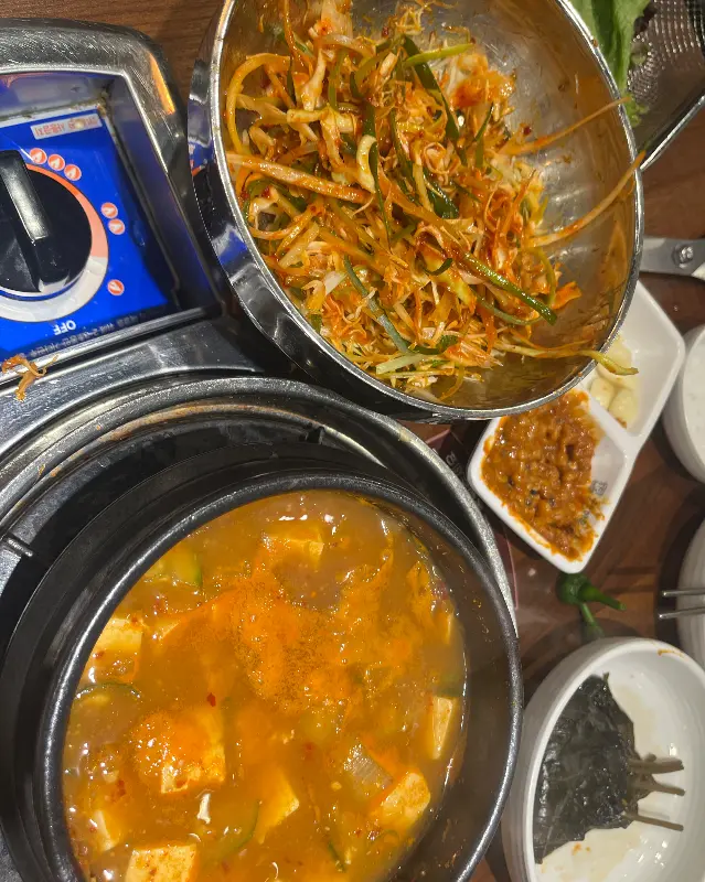 된장찌개와 쫄면