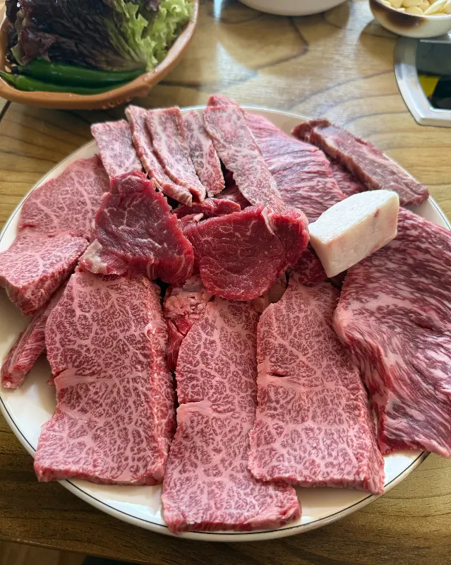 한우 모듬 한 상 차림