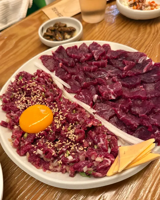 다양한 곁들임 메뉴