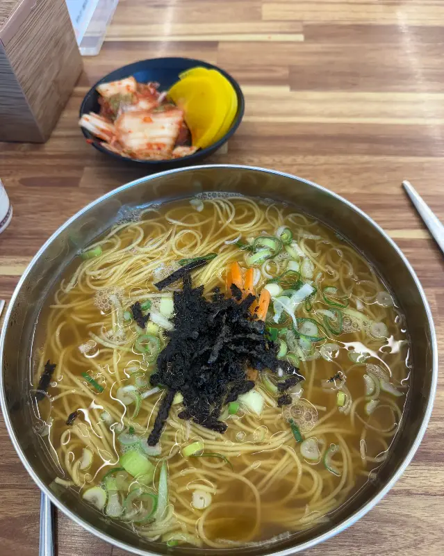 깔끔한 잔치국수