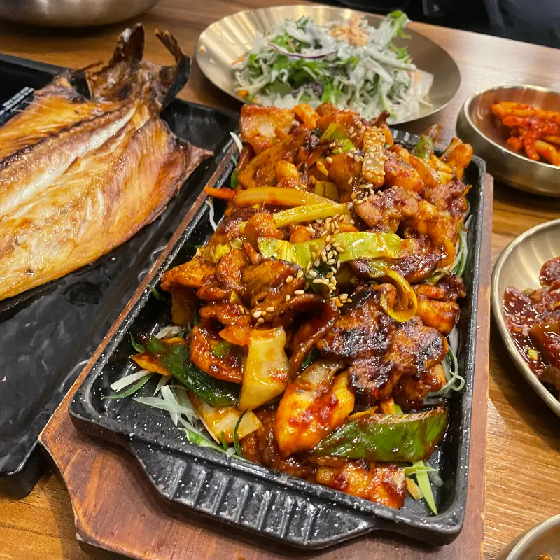 매콤한 쭈꾸미 삼겹살