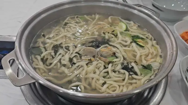 바지락칼국수