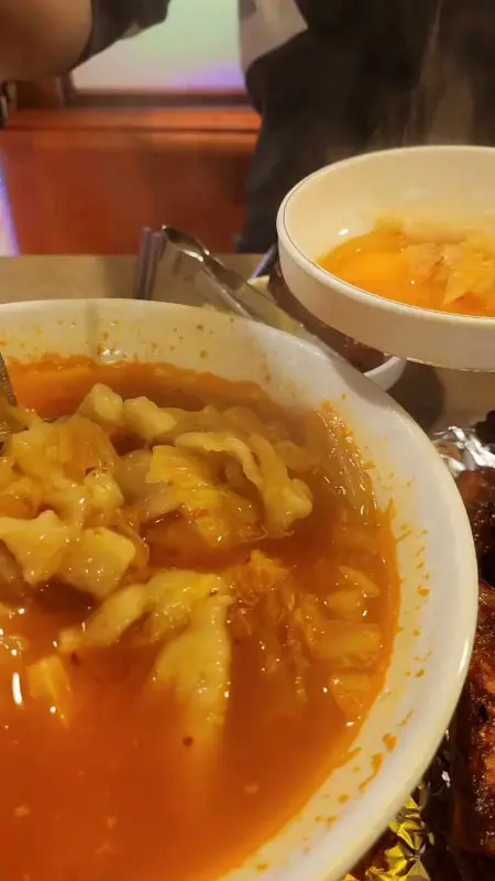 얼큰하고 시원한 김치 손수제비