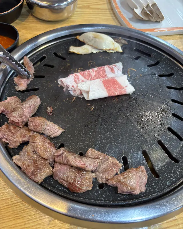 강우정육식당 메뉴판