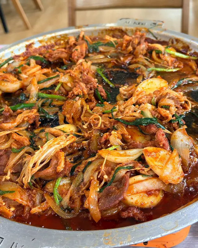 나루터가든 내부