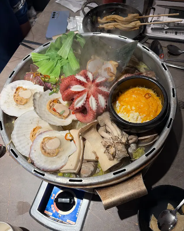 푸짐한 해산물 한 상