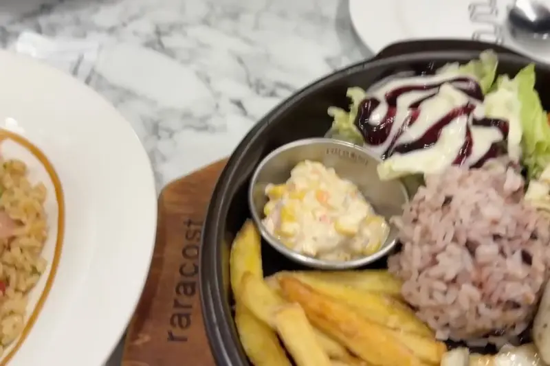 스테이크와 필라프