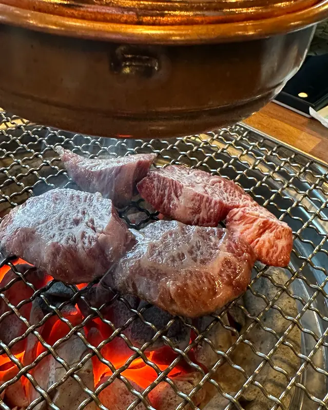 잘 구워진 한우