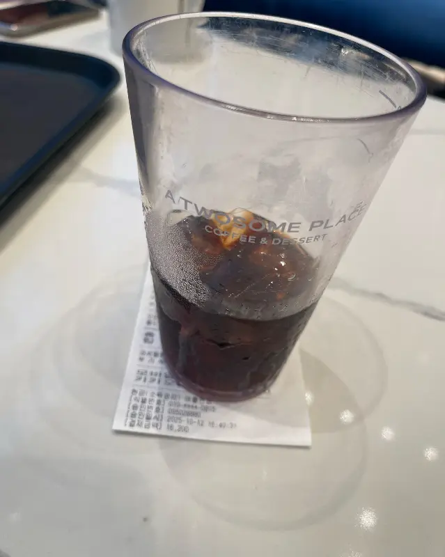 투썸플레이스에서 마신 시원한 음료