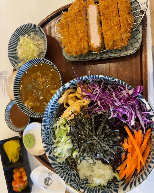 다채로운 색감의 마제소바