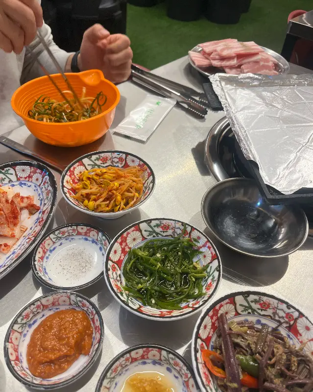 다채로운 밑반찬