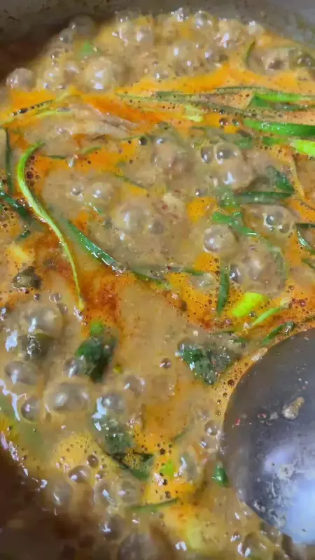 국자로 뜬 추어탕