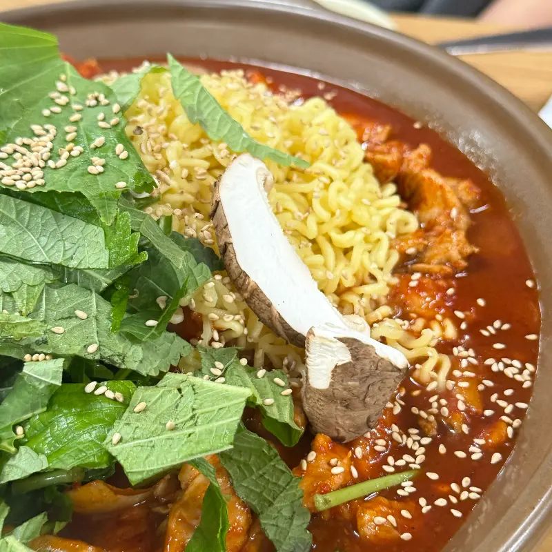 제육볶음과 표고버섯