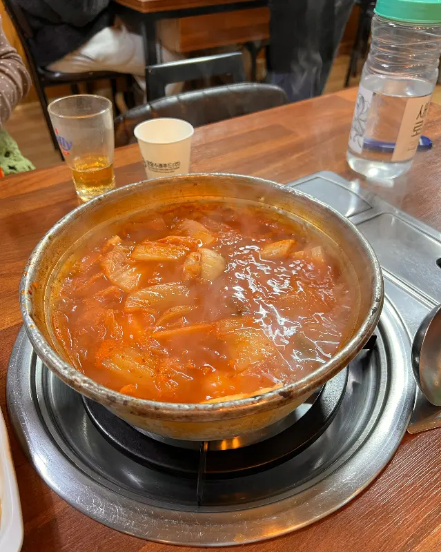 죽도식당 김치전골