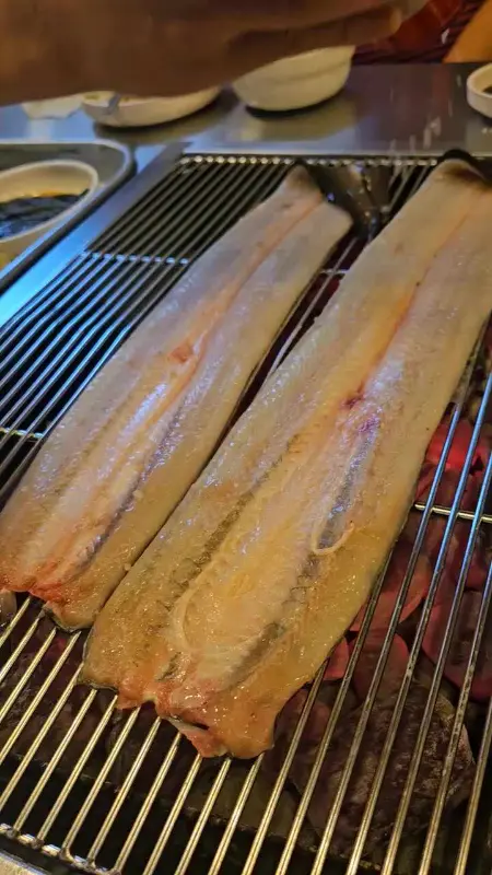 장어 굽는 모습
