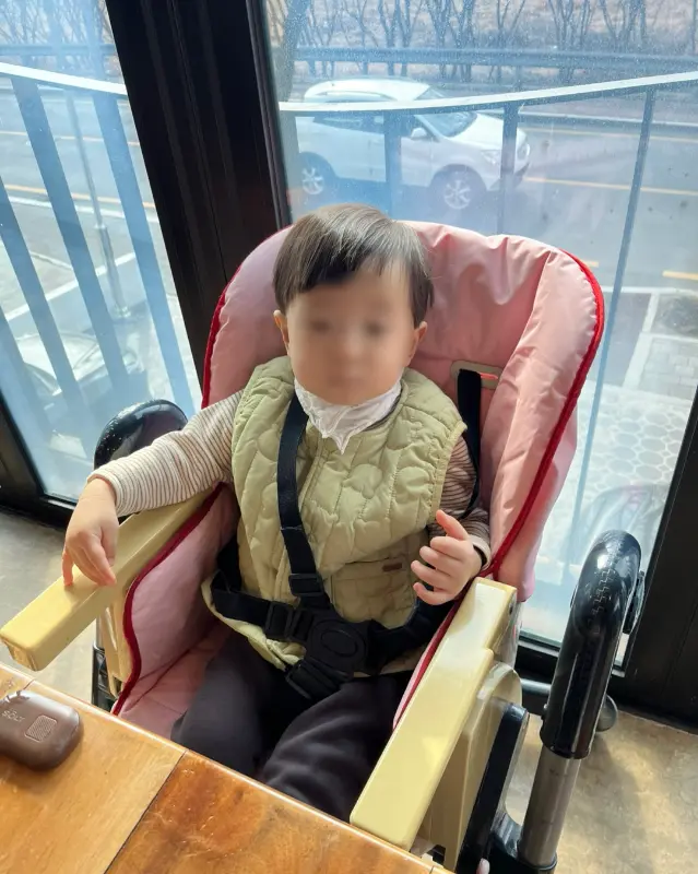 아기의자가 준비되어 있어 가족 외식에도 안성맞춤이다