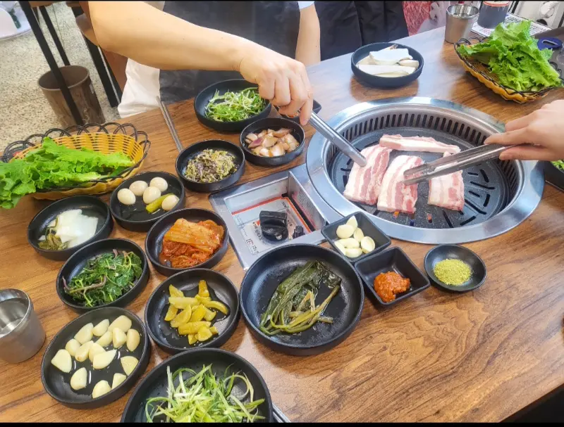 섬진강식당 테이블 세팅