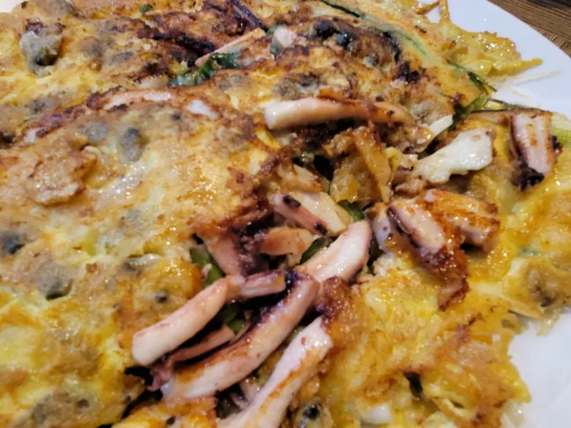 해물이 듬뿍 들어간 해물파전