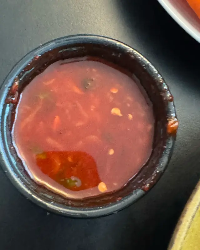 매콤한 양념 소스