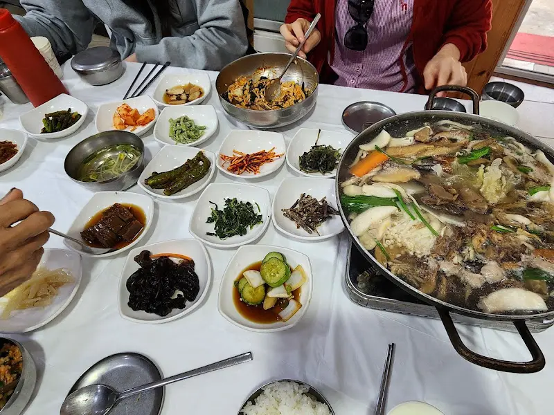 산채정식 한상차림