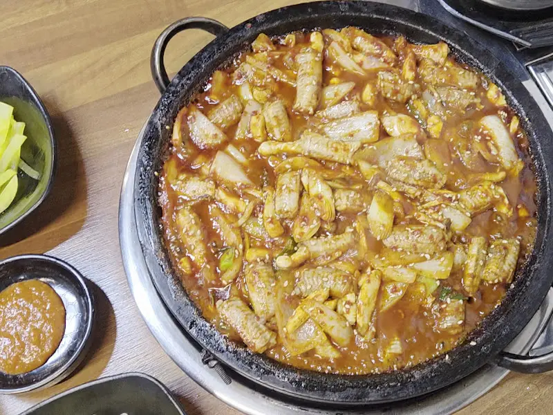 돌판양념 꼼장어구이