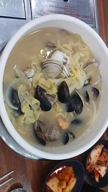 해물칼국수 비주얼