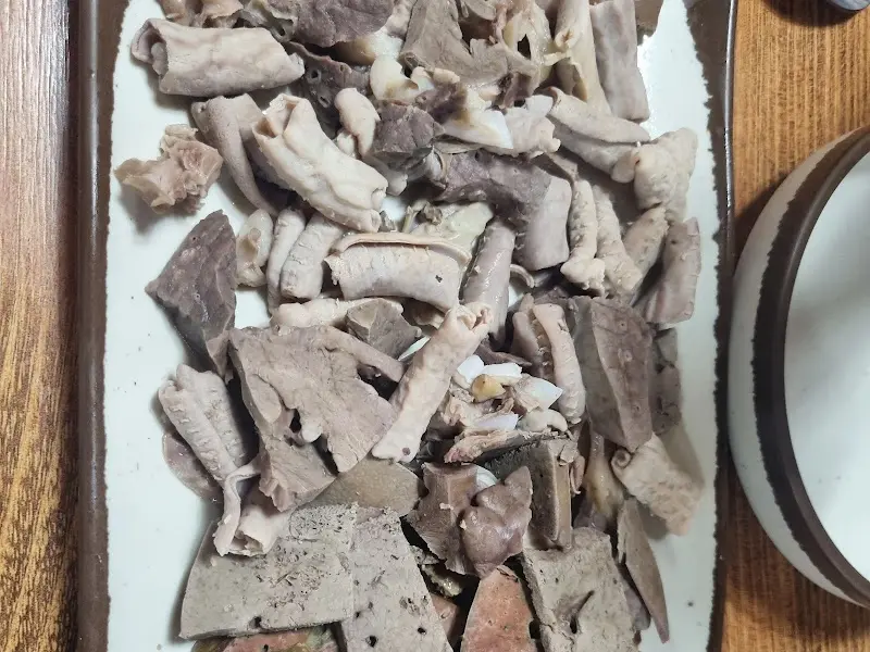 푸짐한 편육 한 접시