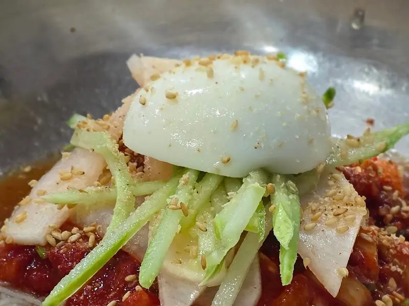 유정우 함흥냉면 회냉면