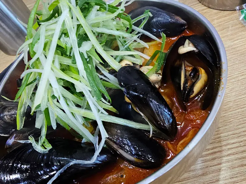 홍합 가득한 짬뽕