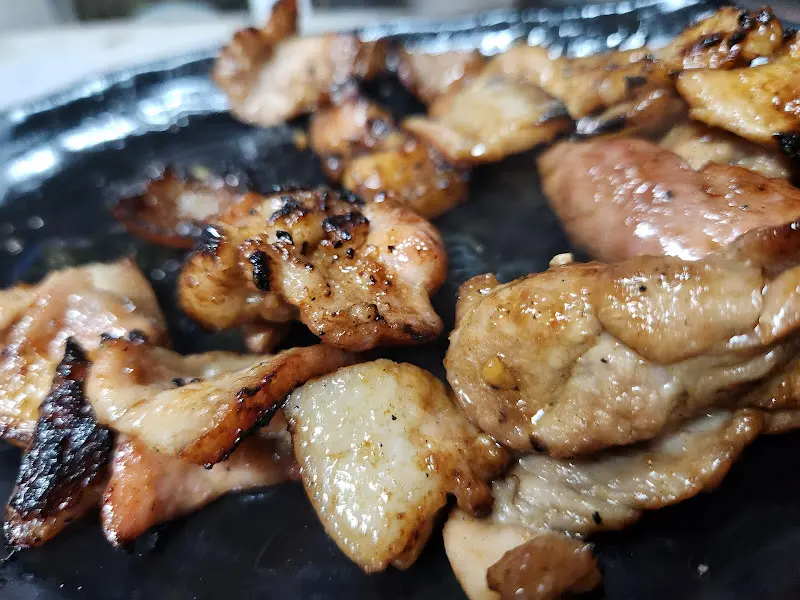 윤기가 흐르는 연탄불고기