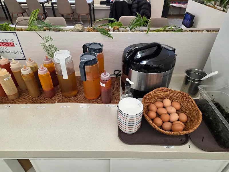 미랑샤브 샐러드바