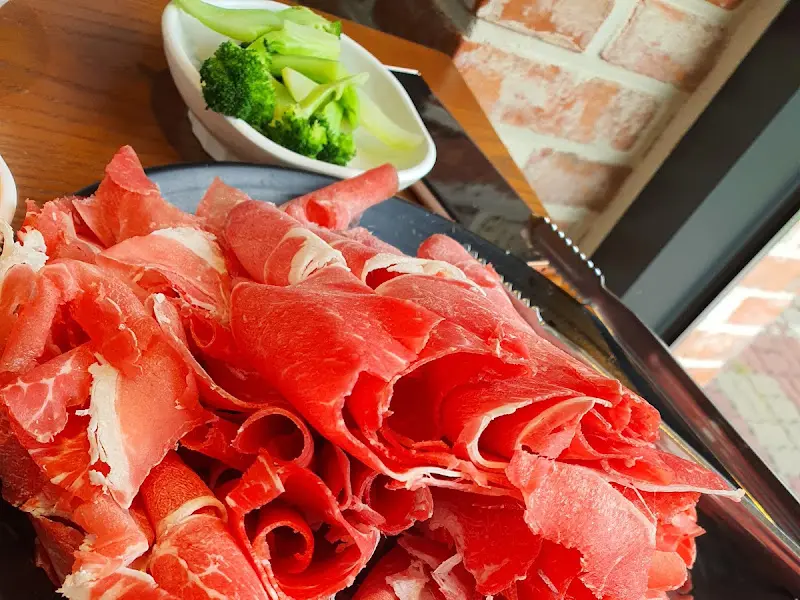 신선한 소고기 샤브샤브