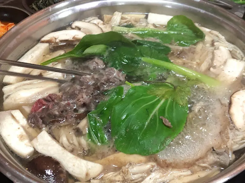 한우 버섯전골