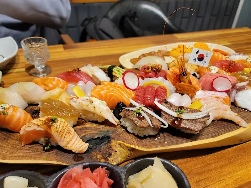 다양한 종류의 초밥들