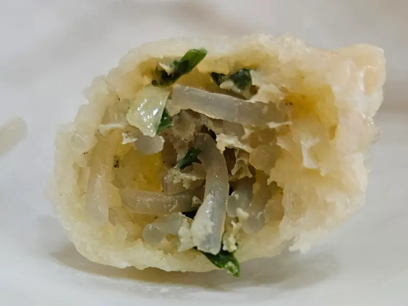 만두소의 푸짐한 재료