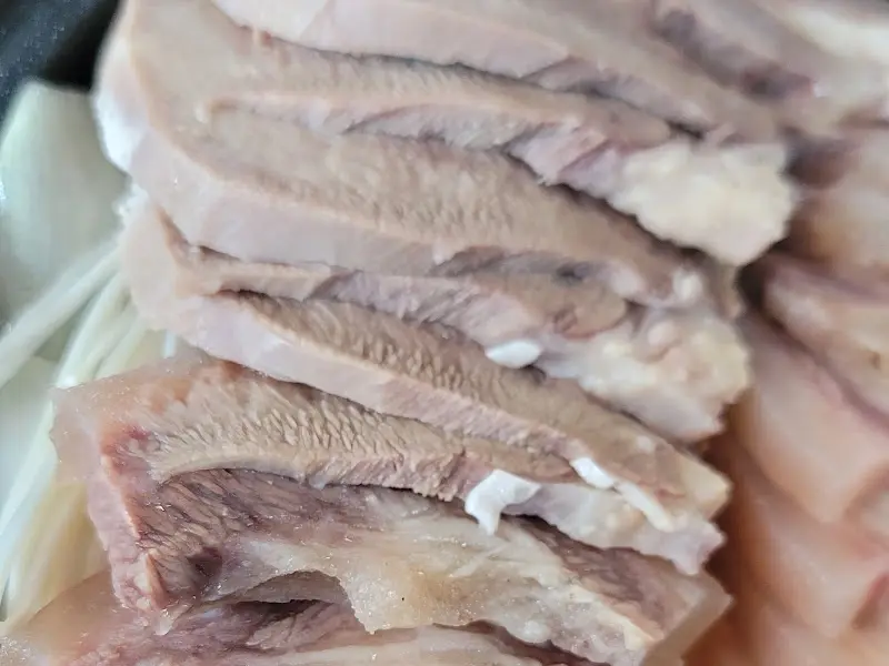 소머리 설렁탕에 소면