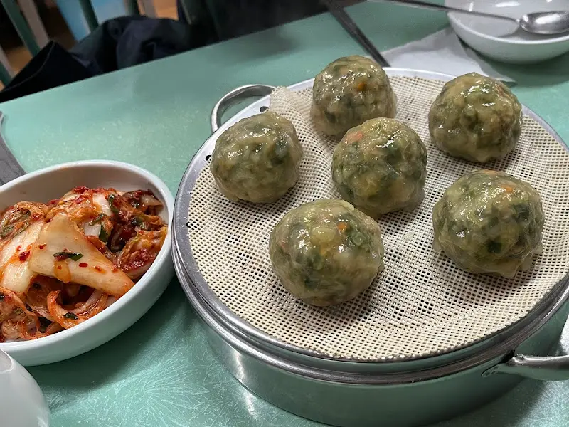 칼국수와 굴림만두