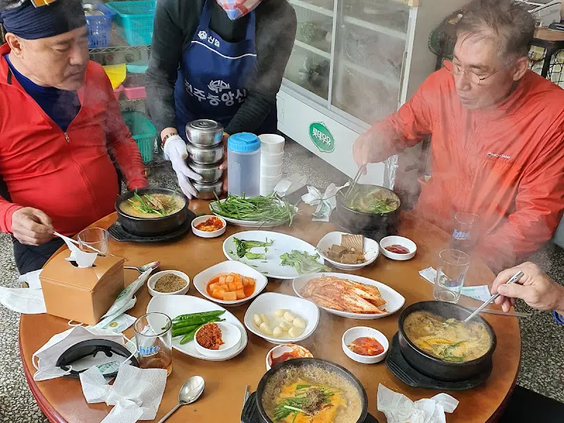 성미당에서 판매하는 메뉴들의 가격 정보