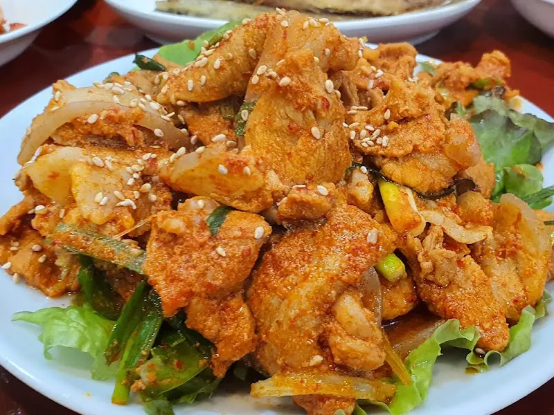 수궁한정식 내부