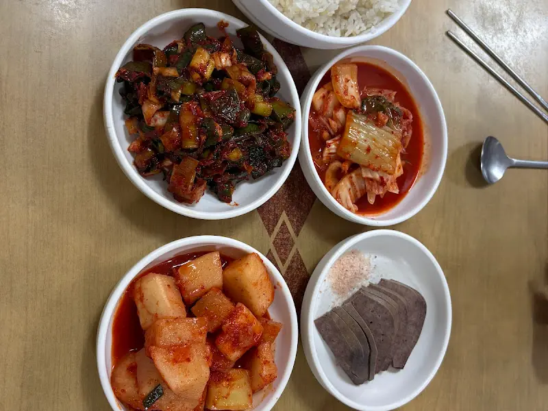 천북집 기본 반찬