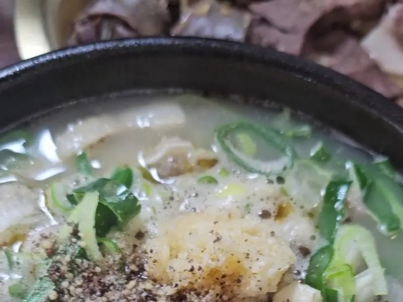 하얀 순대국 국물