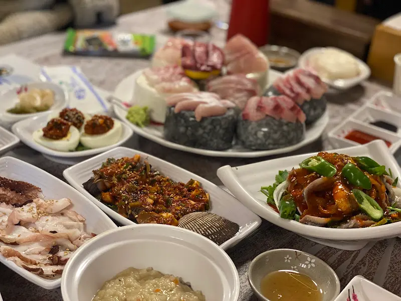 싱싱한 해산물 모듬