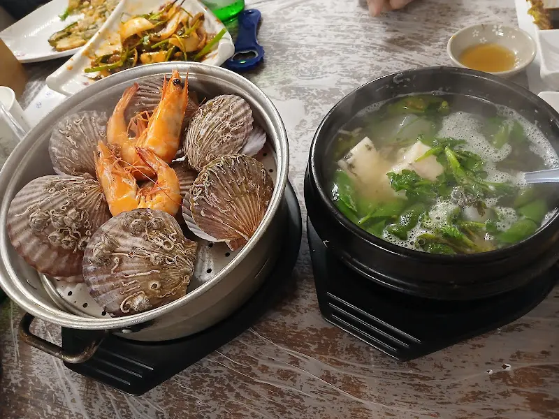 홍가리비찜과 지리 매운탕